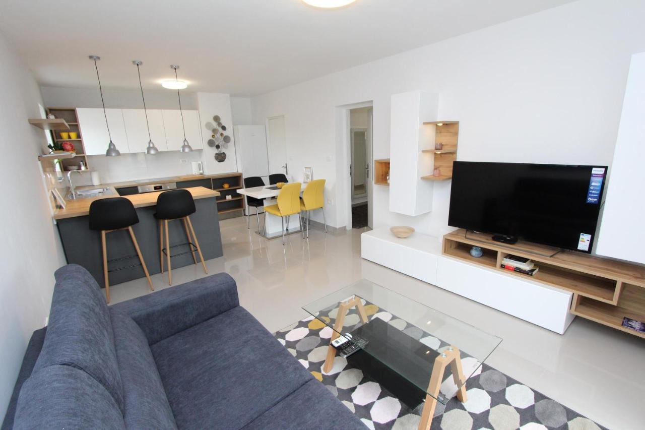 Apartment Sorriso 2 Rovinj Exterior photo